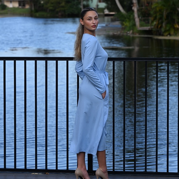 DEVORAH'S SECRET Light Blue Modest Midi Dress 100% Cotton - Picture 3 of 3